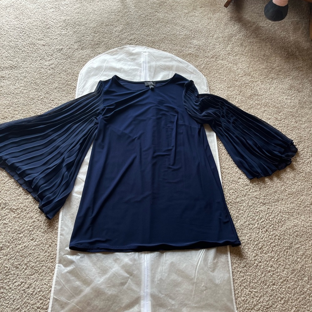 MSK Petite XLNavy  Short Dress. Winged long sleeves. 30” long 19” across at bust